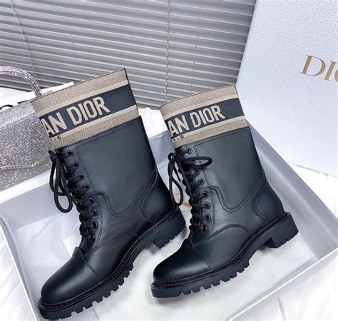 precio de botas dior|shoes Dior happy.